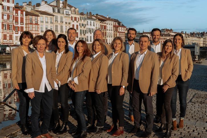 l'équipe de l'agence Agence Nivadour