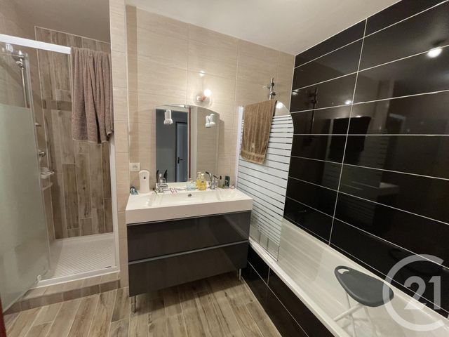 Afficher la photo en grand Appartement T5 à vendre - 6 pièces - 123.0 m2 - BAYONNE - 64 - AQUITAINE - Century 21 Agence Nivadour