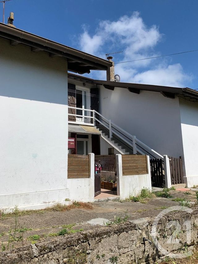 Appartement T3 à vendre - 3 pièces - 44.5 m2 - BOUCAU - 64 - AQUITAINE - Century 21 Agence Nivadour Appartement T3 à vendre - 3 pièces - 44.5 m2 - BOUCAU - 64 - AQUITAINE - Century 21 Agence Nivadour