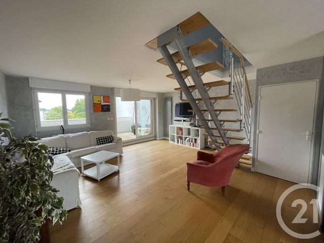 Afficher la photo en grand Appartement T4 à vendre - 4 pièces - 89.35 m2 - BAYONNE - 64 - AQUITAINE - Century 21 Agence Nivadour
