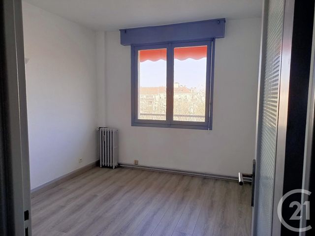 Afficher la photo en grand Appartement F4 à louer - 4 pièces - 61.0 m2 - BAYONNE - 64 - AQUITAINE - Century 21 Agence Nivadour