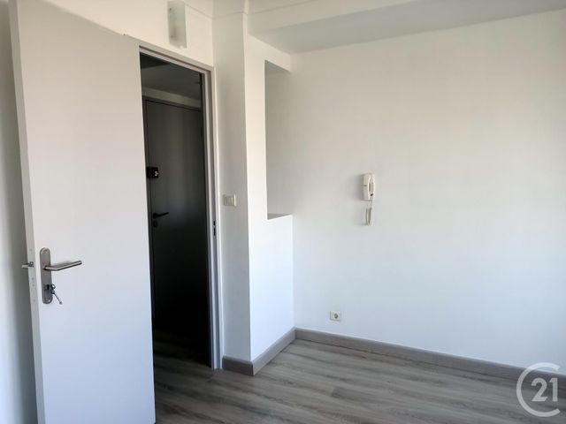 Afficher la photo en grand Appartement F4 à louer - 4 pièces - 61.0 m2 - BAYONNE - 64 - AQUITAINE - Century 21 Agence Nivadour