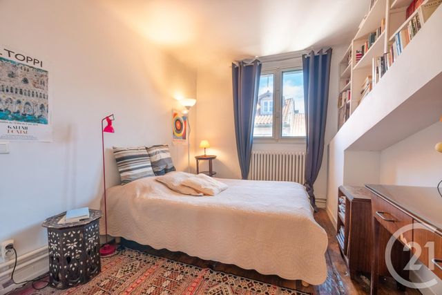 Appartement Duplex à vendre - 4 pièces - 132.33 m2 - BAYONNE - 64 - AQUITAINE - Century 21 Agence Nivadour Appartement Duplex à vendre - 4 pièces - 132.33 m2 - BAYONNE - 64 - AQUITAINE - Century 21 Agence Nivadour