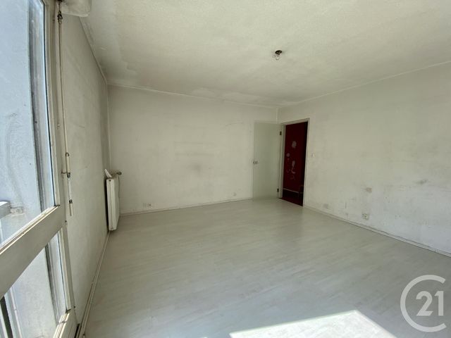 Afficher la photo en grand appartement à vendre - 1 pièce - 41.27 m2 - BAYONNE - 64 - AQUITAINE - Century 21 Agence Nivadour