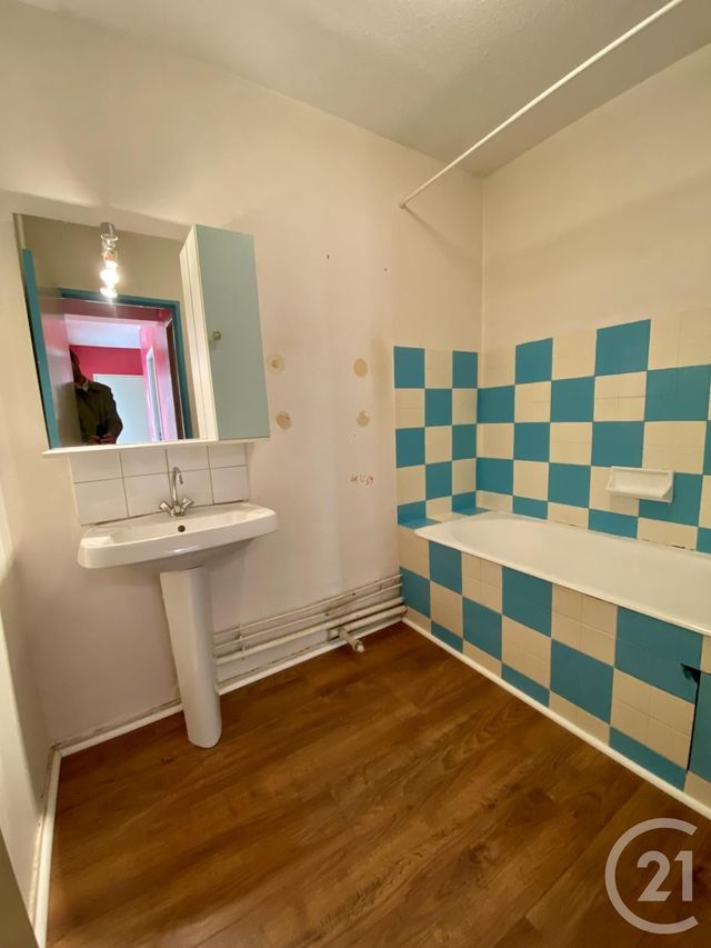 Afficher la photo en grand appartement à vendre - 1 pièce - 41.27 m2 - BAYONNE - 64 - AQUITAINE - Century 21 Agence Nivadour