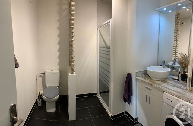 Afficher la photo en grand Appartement T2 à vendre - 2 pièces - 34.95 m2 - BAYONNE - 64 - AQUITAINE - Century 21 Agence Nivadour