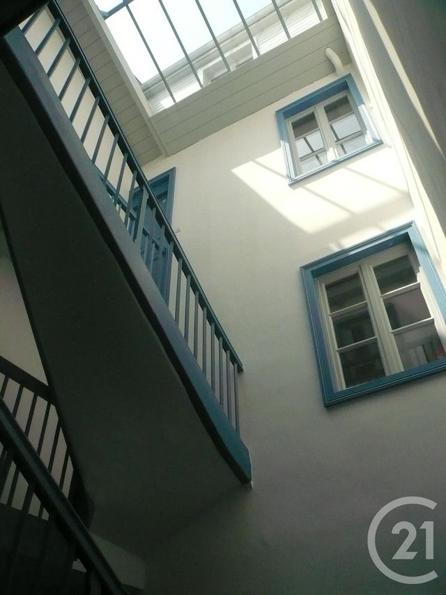 Appartement T1 à vendre - 1 pièce - 23.4 m2 - BAYONNE - 64 - AQUITAINE - Century 21 Agence Nivadour