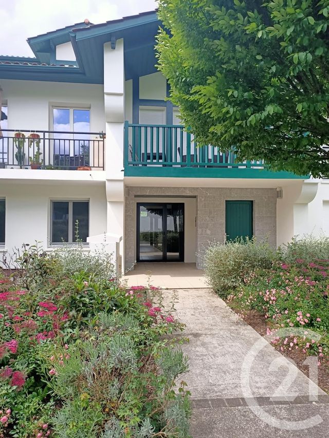 Appartement F3 à vendre - 3 pièces - 61.75 m2 - CAMBO LES BAINS - 64 - AQUITAINE - Century 21 Agence Nivadour