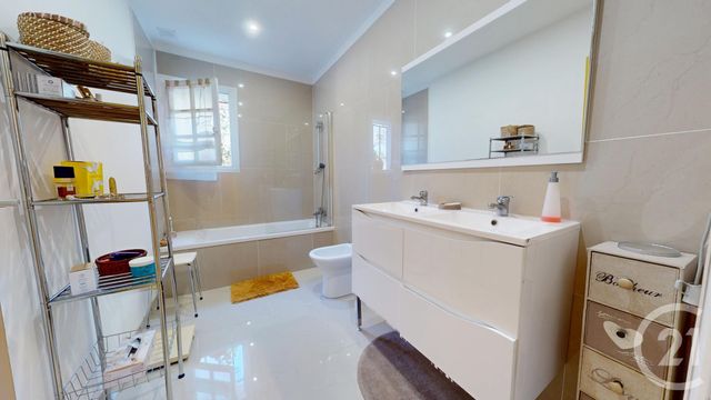 maison à vendre - 4 pièces - 108.0 m2 - USTARITZ - 64 - AQUITAINE - Century 21 Berritzea