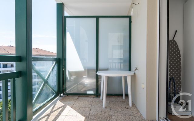 Appartement F2 à vendre - 2 pièces - 42.0 m2 - 64 - AQUITAINE - Century 21 Berritzea