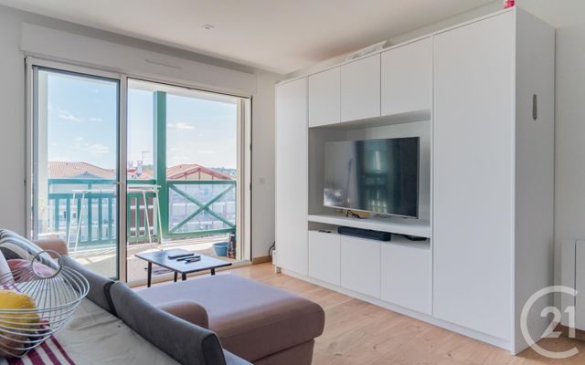Appartement F2 à vendre - 2 pièces - 42.0 m2 - 64 - AQUITAINE - Century 21 Berritzea
