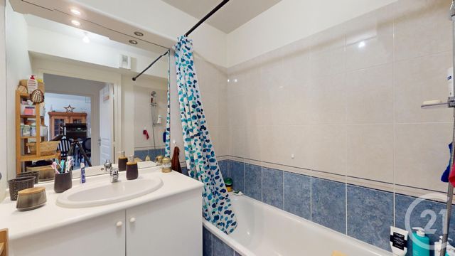 Appartement T2 à vendre - 2 pièces - 47.53 m2 - HASPARREN - 64 - AQUITAINE - Century 21 Berritzea