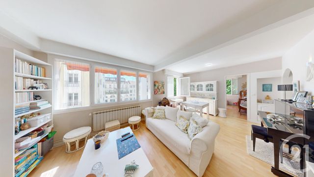 Appartement T3 à vendre - 3 pièces - 82.47 m2 - BAYONNE - 64 - AQUITAINE - Century 21 Berritzea