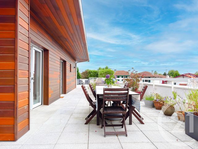 Afficher la photo en grand Appartement T4 à vendre - 4 pièces - 155.0 m2 - BAYONNE - 64 - AQUITAINE - Century 21 Berritzea