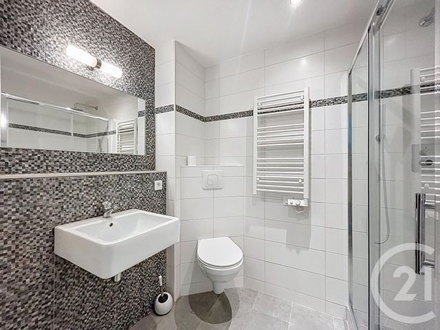 Afficher la photo en grand Appartement T1 à vendre - 1 pièce - 31.94 m2 - BAYONNE - 64 - AQUITAINE - Century 21 Berritzea