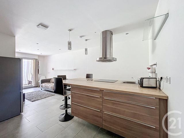 Afficher la photo en grand Appartement T1 à vendre - 1 pièce - 31.94 m2 - BAYONNE - 64 - AQUITAINE - Century 21 Berritzea