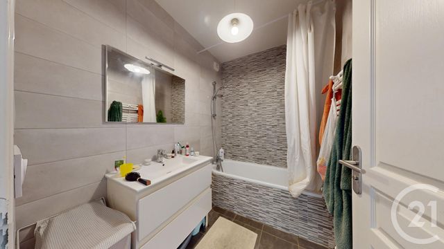 Appartement F3 à vendre - 3 pièces - 65.49 m2 - BAYONNE - 64 - AQUITAINE - Century 21 Berritzea