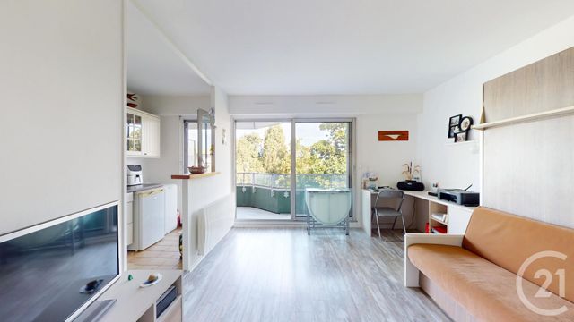 Afficher la photo en grand Appartement Studio à vendre - 1 pièce - 27.0 m2 - BAYONNE - 64 - AQUITAINE - Century 21 Berritzea