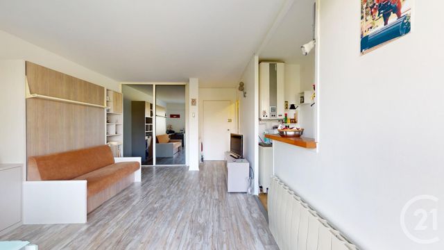 Afficher la photo en grand Appartement Studio à vendre - 1 pièce - 27.0 m2 - BAYONNE - 64 - AQUITAINE - Century 21 Berritzea