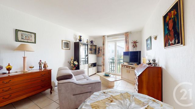 Afficher la photo en grand Appartement à vendre - 2 pièces - 41.76 m2 - BAYONNE - 64 - AQUITAINE - Century 21 Berritzea