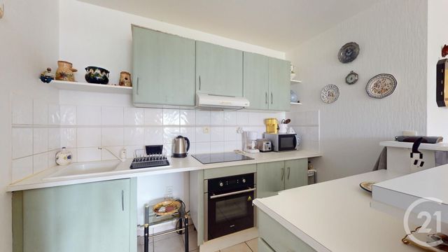 Afficher la photo en grand Appartement à vendre - 2 pièces - 41.76 m2 - BAYONNE - 64 - AQUITAINE - Century 21 Berritzea