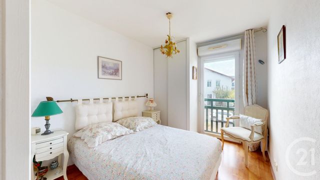 Afficher la photo en grand Appartement à vendre - 2 pièces - 41.76 m2 - BAYONNE - 64 - AQUITAINE - Century 21 Berritzea