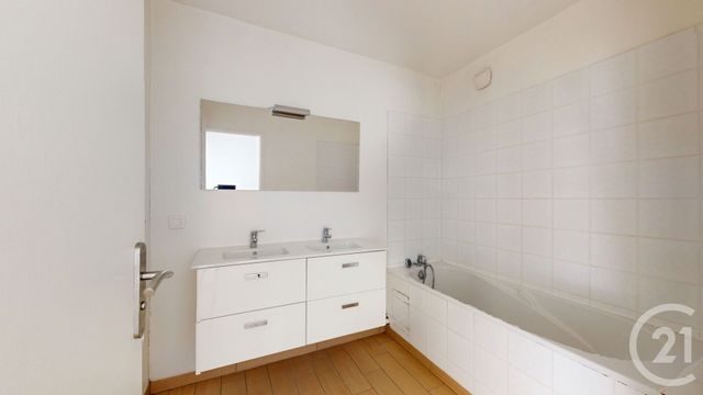 Appartement F3 à vendre - 3 pièces - 78.07 m2 - BAYONNE - 64 - AQUITAINE - Century 21 Berritzea