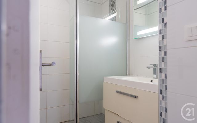 Appartement F3 à vendre - 3 pièces - 56.14 m2 - BAYONNE - 64 - AQUITAINE - Century 21 Berritzea