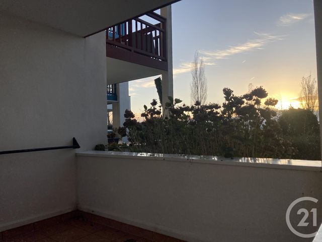 Appartement F2 bis à louer - 2 pièces - 34.54 m2 - ARCANGUES - 64 - AQUITAINE - Century 21 Berritzea
