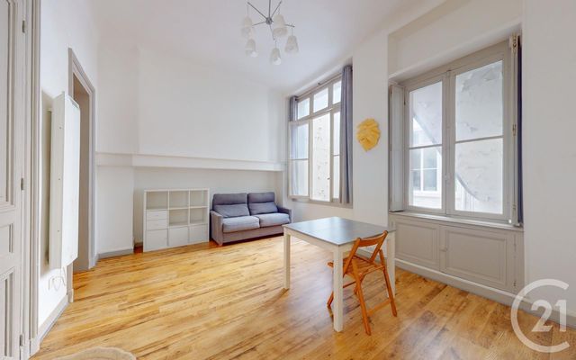 Appartement Studio à vendre - 1 pièce - 26.61 m2 - BAYONNE - 64 - AQUITAINE - Century 21 Berritzea
