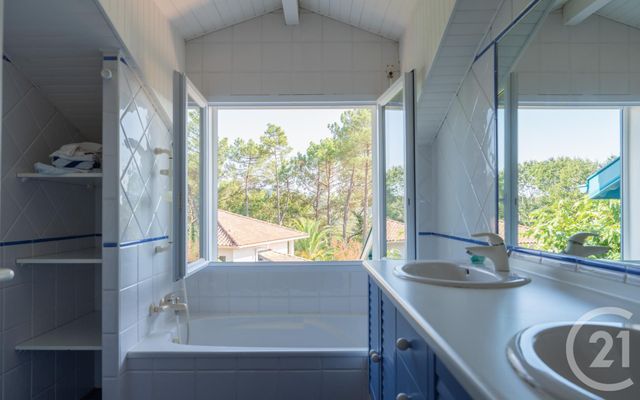 maison à vendre - 5 pièces - 135.02 m2 - ARCANGUES - 64 - AQUITAINE - Century 21 Berritzea