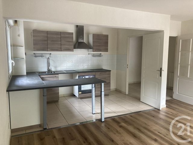 Appartement à louer - 3 pièces - 64.0 m2 - USTARITZ - 64 - AQUITAINE - Century 21 Berritzea