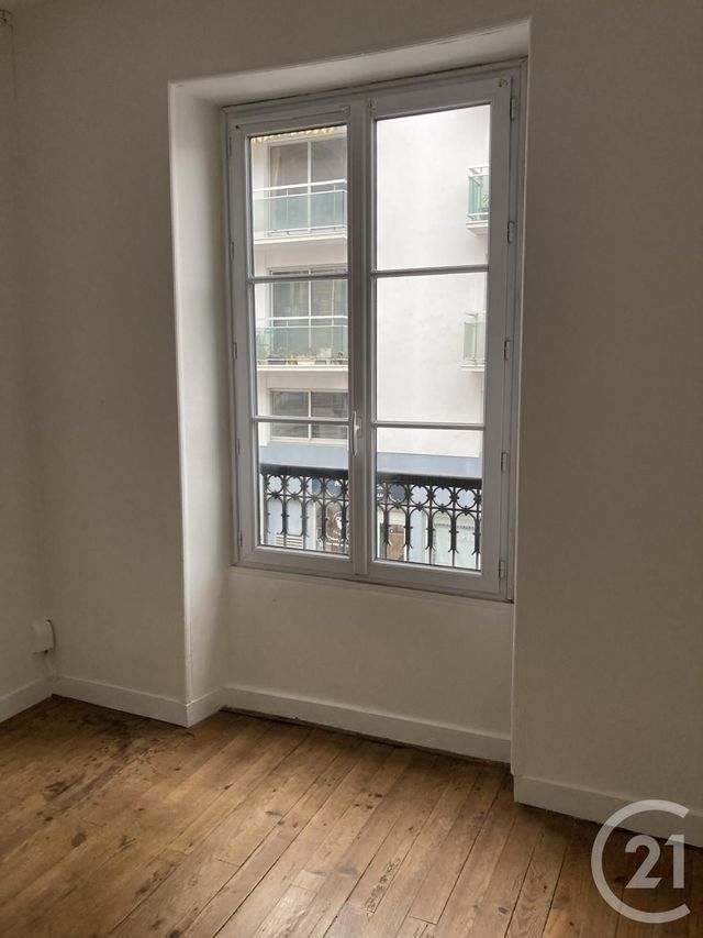 Appartement F3 bis à louer - 3 pièces - 75.0 m2 - 64 - AQUITAINE - Century 21 Berritzea