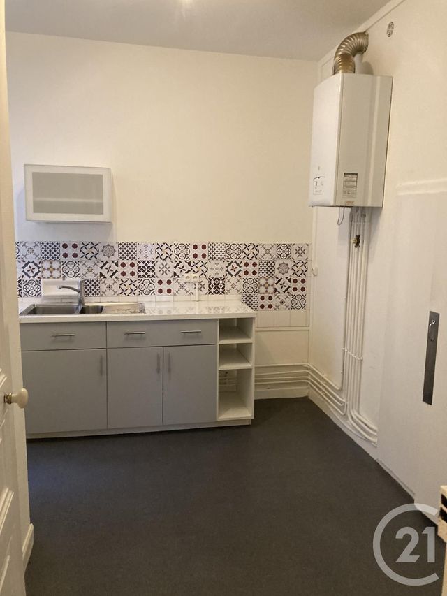 Appartement F3 bis à louer - 3 pièces - 75.0 m2 - 64 - AQUITAINE - Century 21 Berritzea