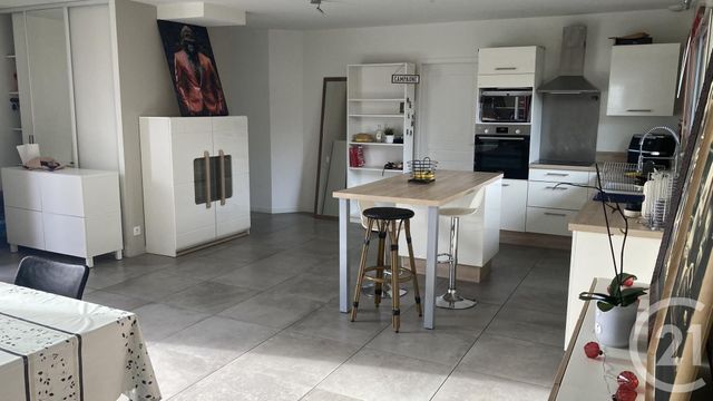 maison à louer - 5 pièces - 107.0 m2 - USTARITZ - 64 - AQUITAINE - Century 21 Berritzea