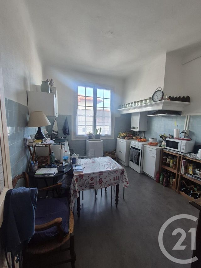 Appartement F2bis à vendre - 3 pièces - 76.63 m2 - BAYONNE - 64 - AQUITAINE - Century 21 Berritzea