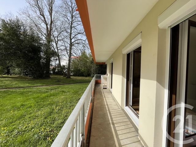 Appartement T3 à vendre - 3 pièces - 69.31 m2 - BAYONNE - 64 - AQUITAINE - Century 21 Berritzea
