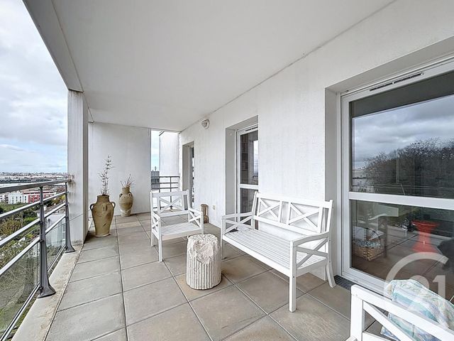 Appartement à vendre - 4 pièces - 84.42 m2 - 64 - AQUITAINE - Century 21 Berritzea