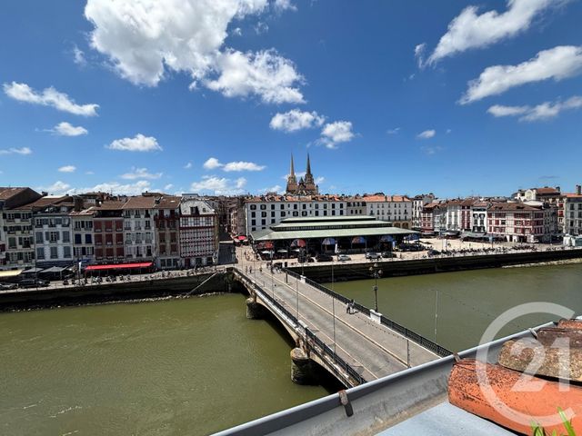 Appartement à vendre - 2 pièces - 53.86 m2 - BAYONNE - 64 - AQUITAINE - Century 21 Berritzea