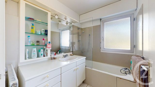 Appartement T3 à vendre - 3 pièces - 65.16 m2 - BAYONNE - 64 - AQUITAINE - Century 21 Berritzea