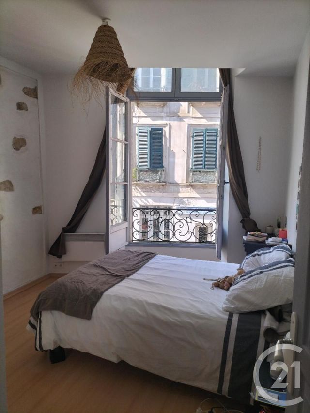 Appartement T3 à louer - 3 pièces - 63.0 m2 - BAYONNE - 64 - AQUITAINE - Century 21 Berritzea