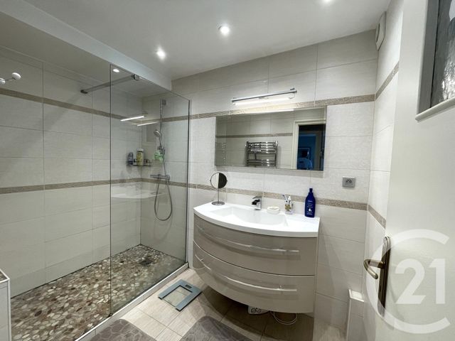 Appartement T3 à vendre - 3 pièces - 80.79 m2 - BAYONNE - 64 - AQUITAINE - Century 21 Berritzea