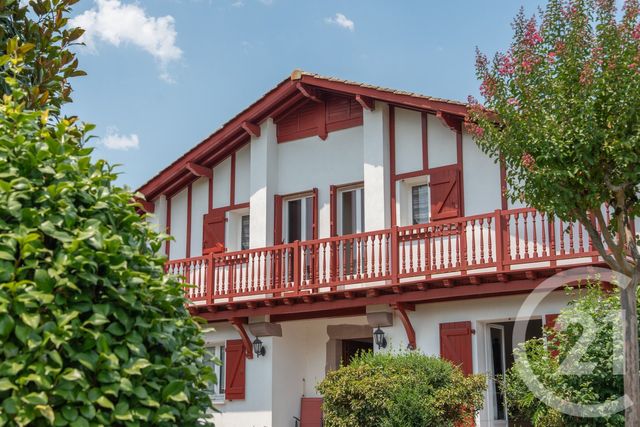 maison à vendre - 9 pièces - 196.39 m2 - ITXASSOU - 64 - AQUITAINE - Century 21 Berritzea