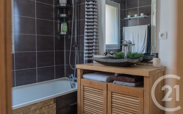 Appartement F3 à vendre - 3 pièces - 64.75 m2 - BAYONNE - 64 - AQUITAINE - Century 21 Berritzea