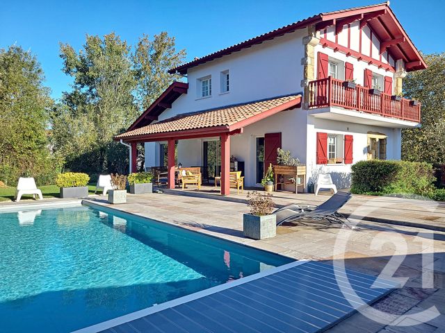 maison à vendre - 9 pièces - 246.0 m2 - ST PIERRE D IRUBE - 64 - AQUITAINE - Century 21 Berritzea