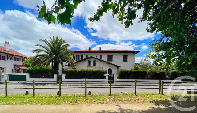 maison à vendre - 7 pièces - 295.0 m2 - ANGLET - 64 - AQUITAINE - Century 21 Berritzea