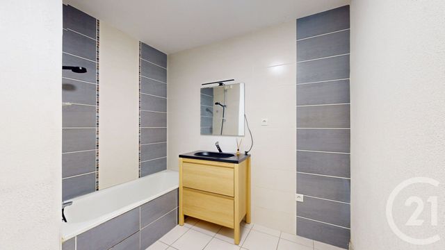 Appartement à vendre - 3 pièces - 64.4 m2 - BAYONNE - 64 - AQUITAINE - Century 21 Berritzea
