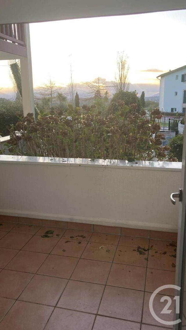 Appartement F2 bis à louer - 2 pièces - 34.54 m2 - ARCANGUES - 64 - AQUITAINE - Century 21 Berritzea