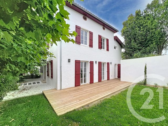 maison à vendre - 6 pièces - 240.51 m2 - ARBONNE - 64 - AQUITAINE - Century 21 Berritzea